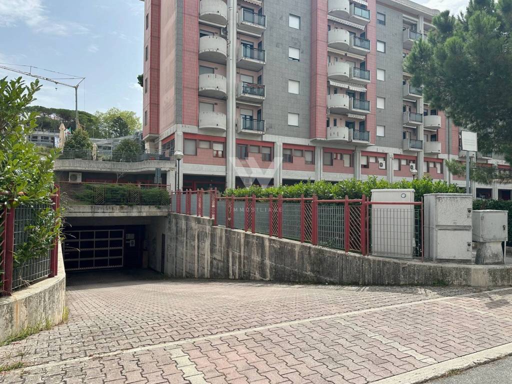 Box / garage a Campobasso in Via Alfredo Trombetta - Foto 2