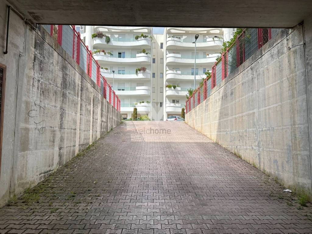 Box / garage a Campobasso in Via Alfredo Trombetta - Foto 4