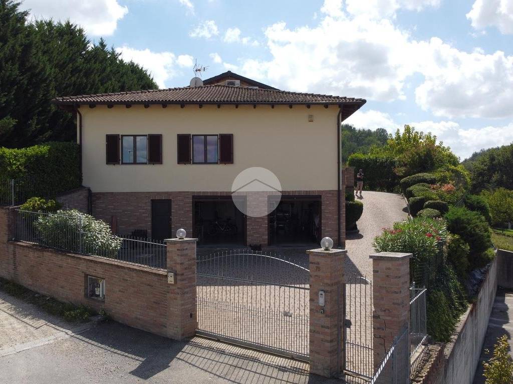 Villa a Isola d'asti in Via Giovanni Fogliotti, 77 - Foto 2