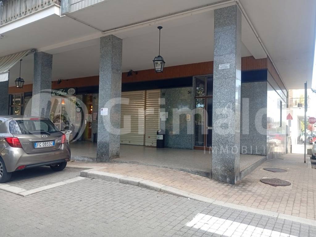 Immobile a Beinasco in PIAZZA KENNEDY, 36 - Foto 2