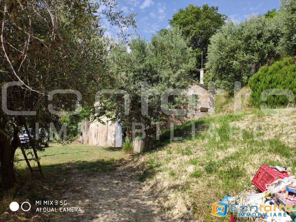 Rustico / casale a Cupra marittima in Contrada Sant'Egidio - Foto 4