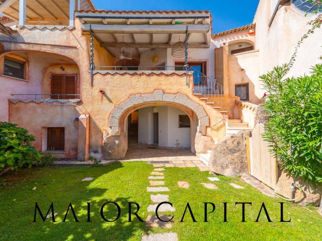 Villa a Arzachena in Via Lampara - Foto 2