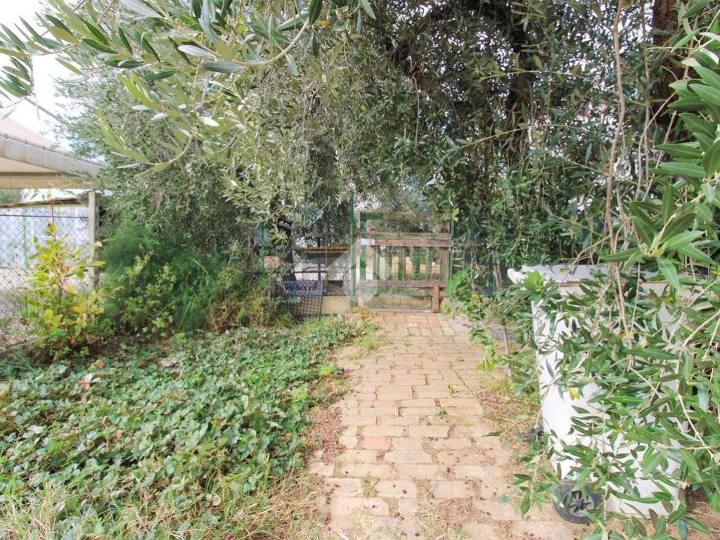 Terreno a Giulianova in Via Cupa, 89 - Foto 3