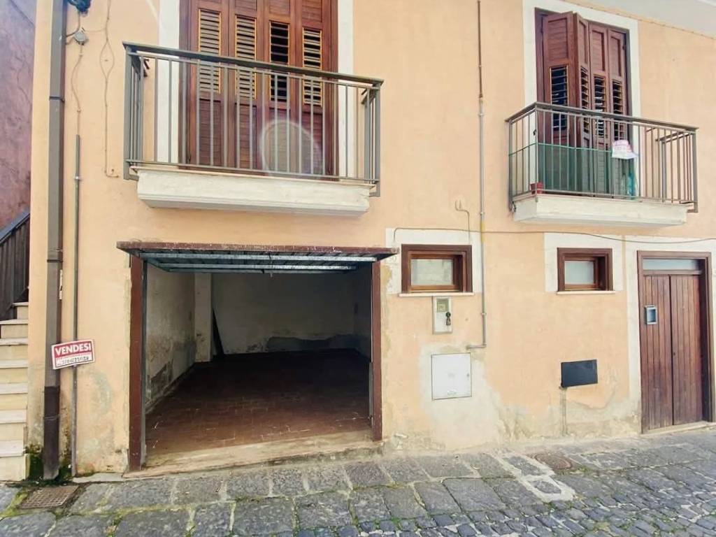 Casa indipendente a Parolise in Via Melfi - Foto 2