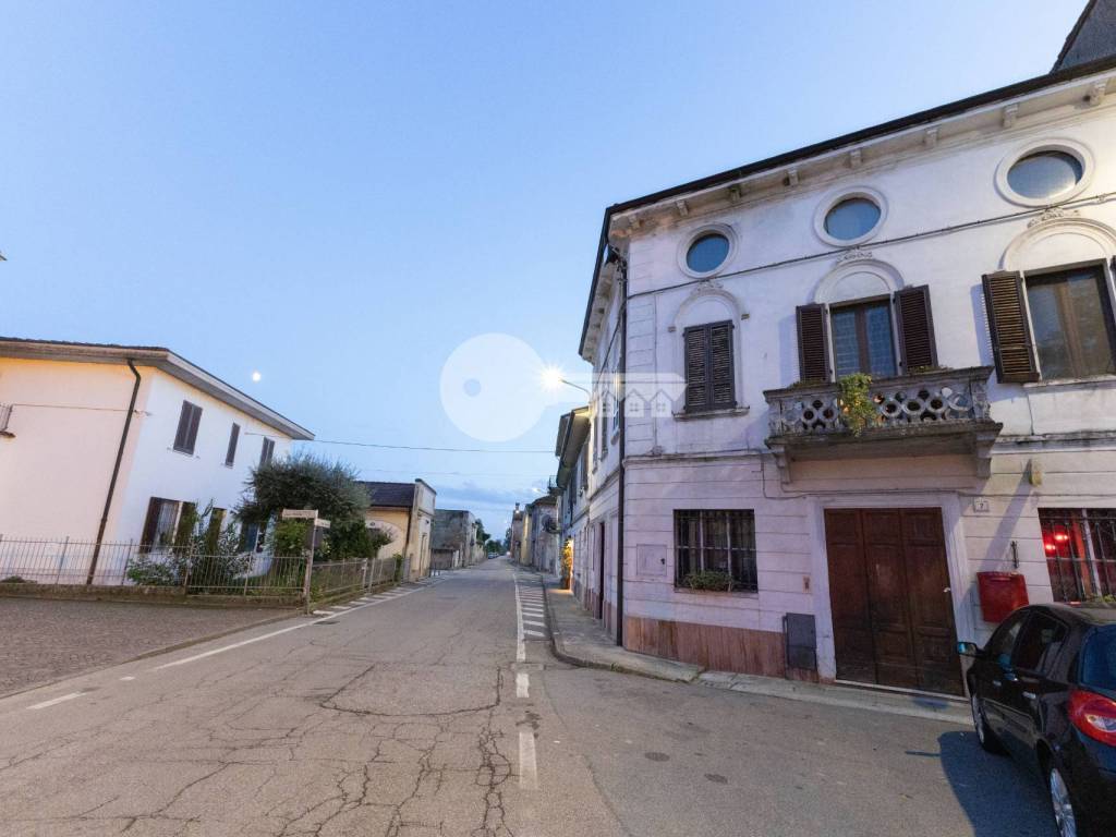 Immobile a Persico dosimo in Piazza Roma, 8 - Foto 2