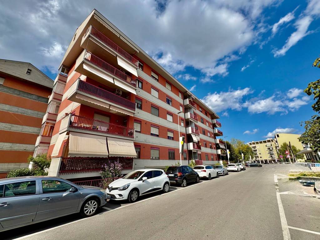 Appartamento a Fossano in Via Federico Sacco - Foto 2