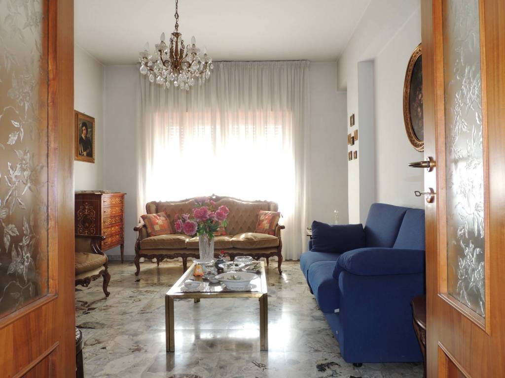 Appartamento a Cosenza in Via delle Medaglie d'Oro, 132 - Foto 4