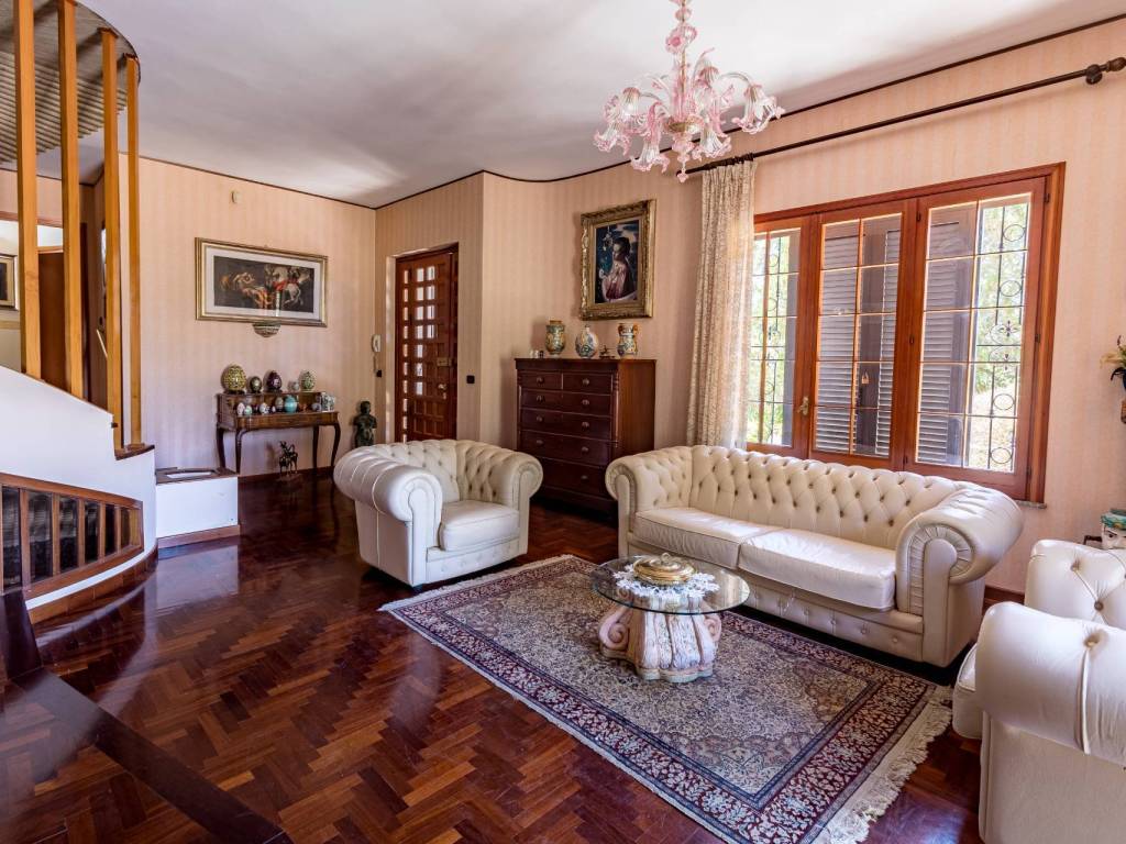 Villa a Caltagirone in Via delle Thuie, 3 - Foto 2