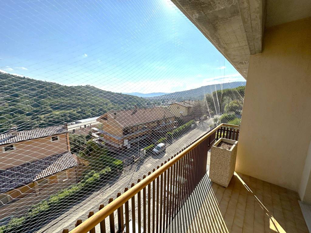 Appartamento a Perugia in Via Colle Maggio, 103 - Foto 2