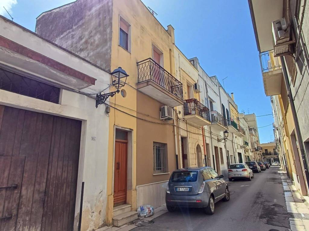 Appartamento a Francavilla fontana in Via Francesco Baracca - Foto 2