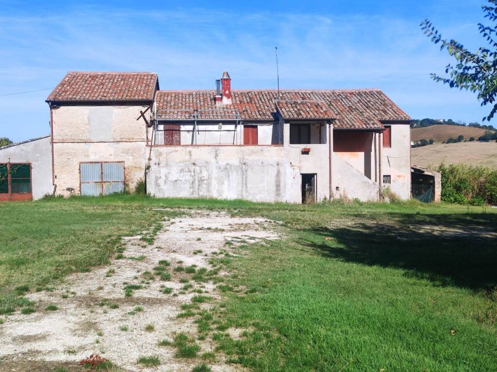 Rustico / casale a Agugliano in Via Montevarino - Foto 2