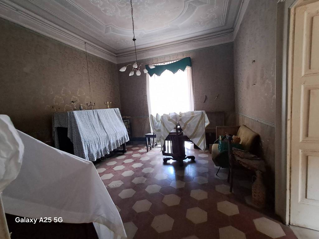 Palazzo / stabile a Airola in Piazza Vittoria - Foto 3