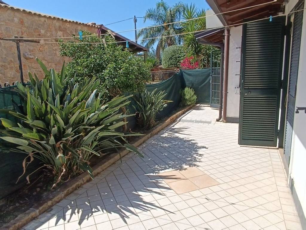 Appartamento a Bacoli in Via Giovenale - Foto 2