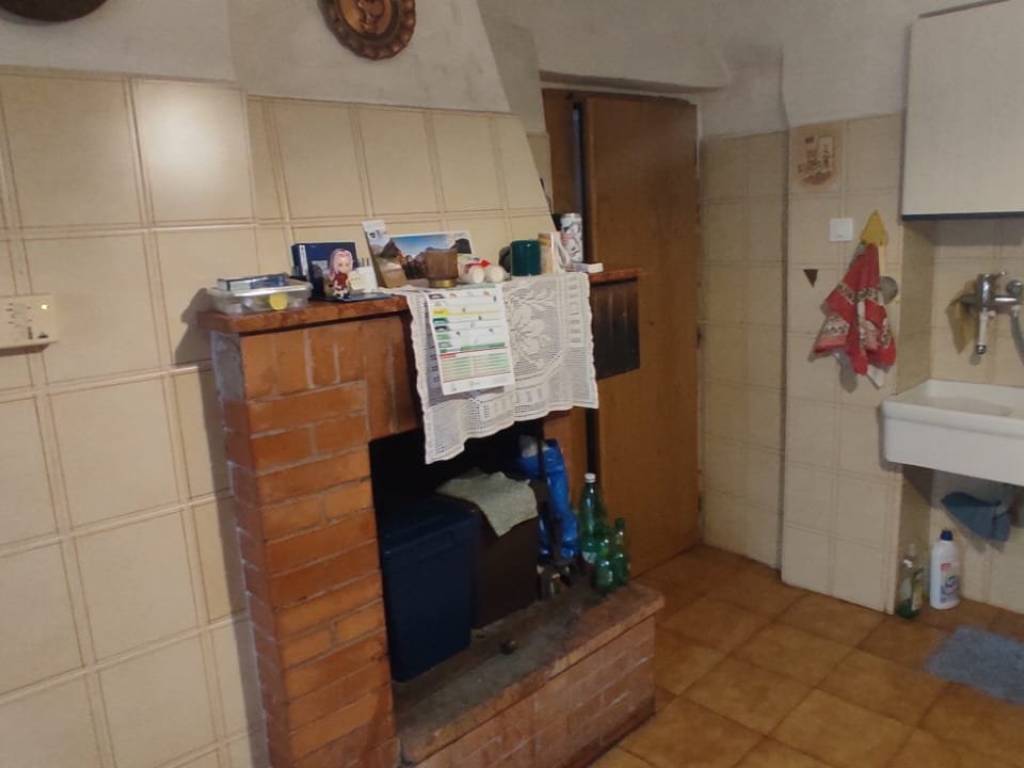 Appartamento a Castel di tora in Via Cenci, 24 - Foto 5