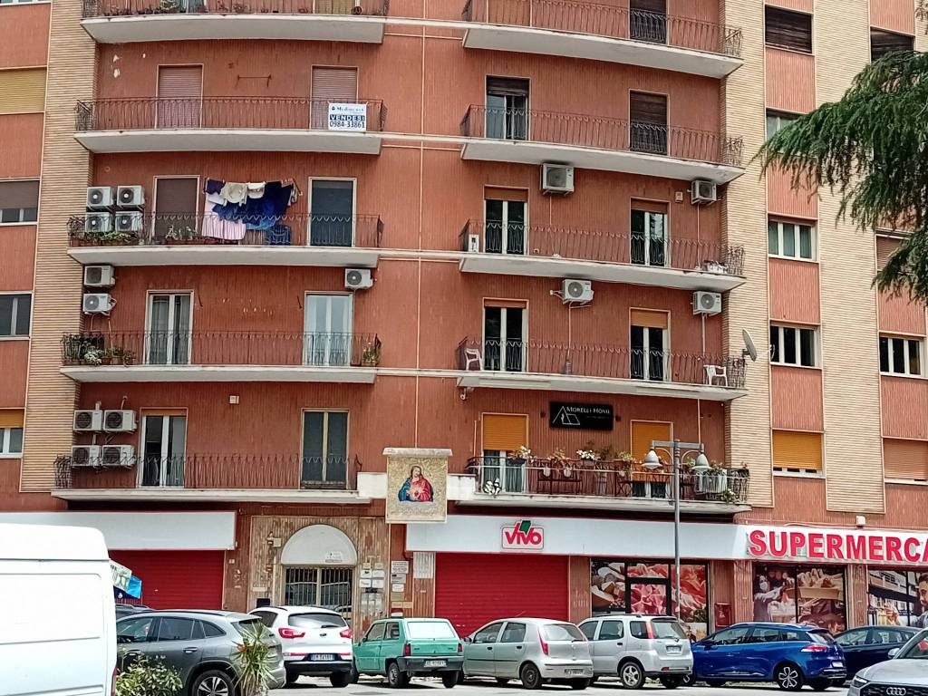 Appartamento a Cosenza in Piazza Europa, 14 - Foto 2