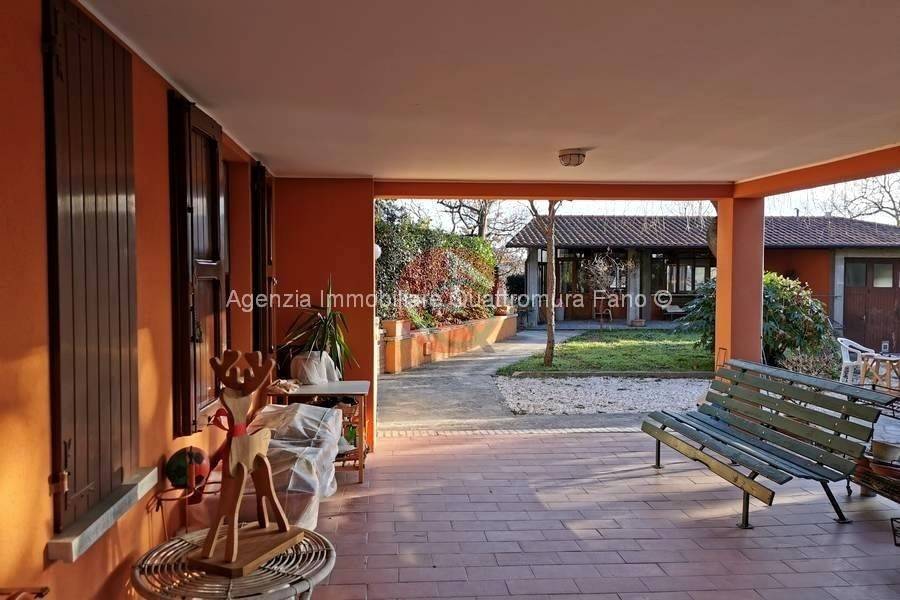 Villa a Fano in STRADA DELLE CAMINATE - Foto 2