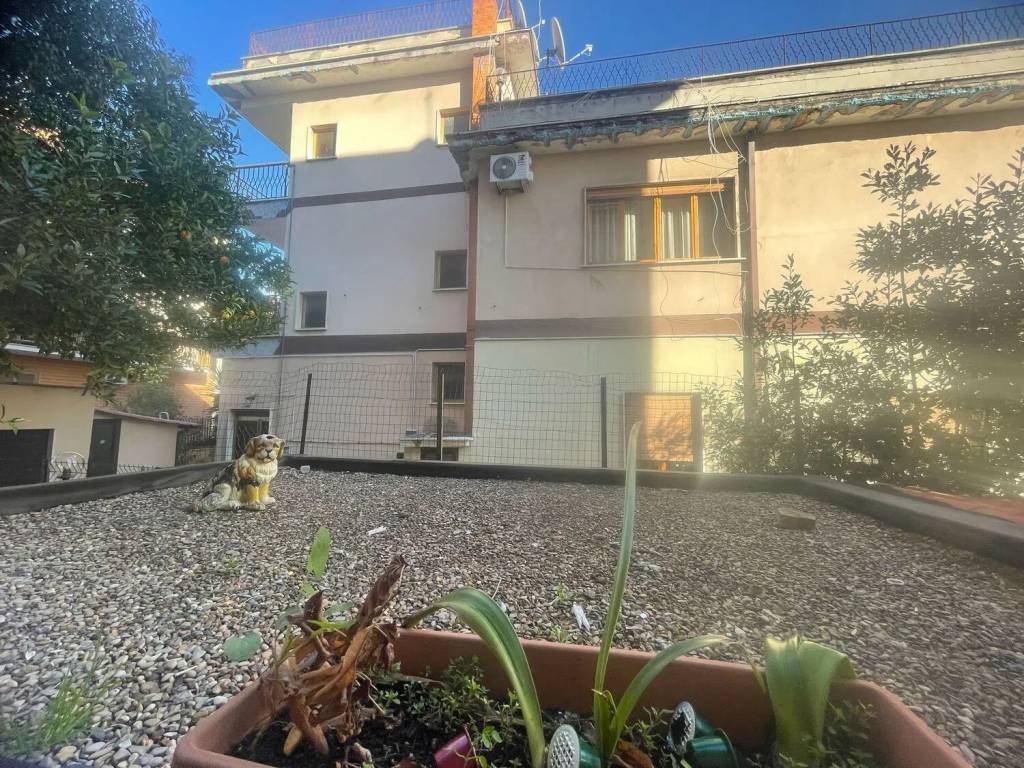 Appartamento a Tivoli in Via Lago Della Regina - Foto 5
