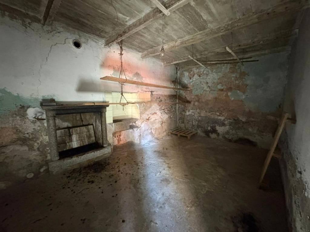 Casa indipendente a Colorina in Via Buzzi, 130 - Foto 4