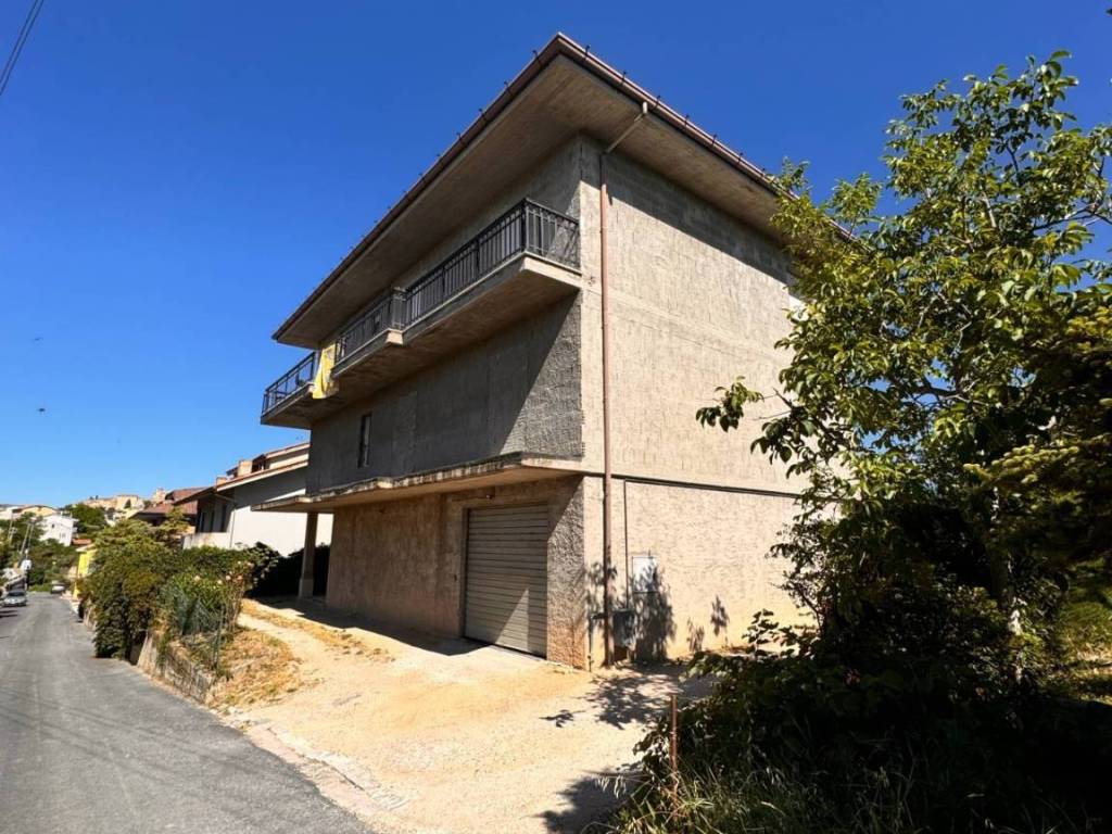 Casa indipendente a Monte vidon corrado in Via Della Libertà 11 - Foto 3