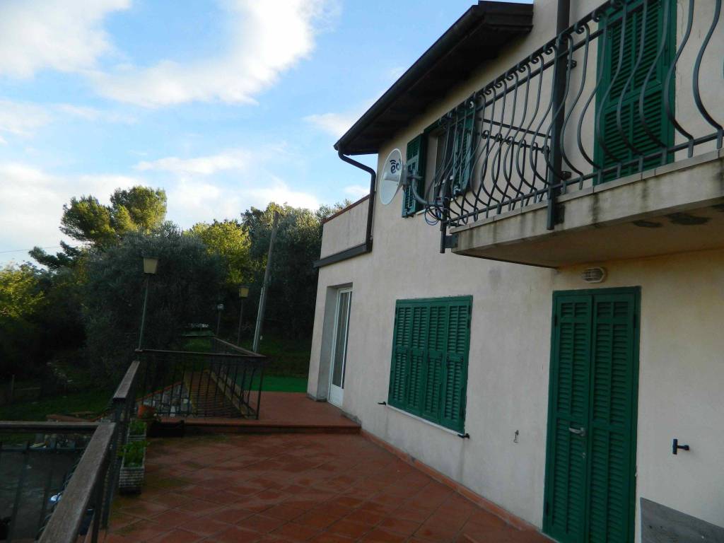 Villa a Diano marina in Strada Berzi - Foto 2