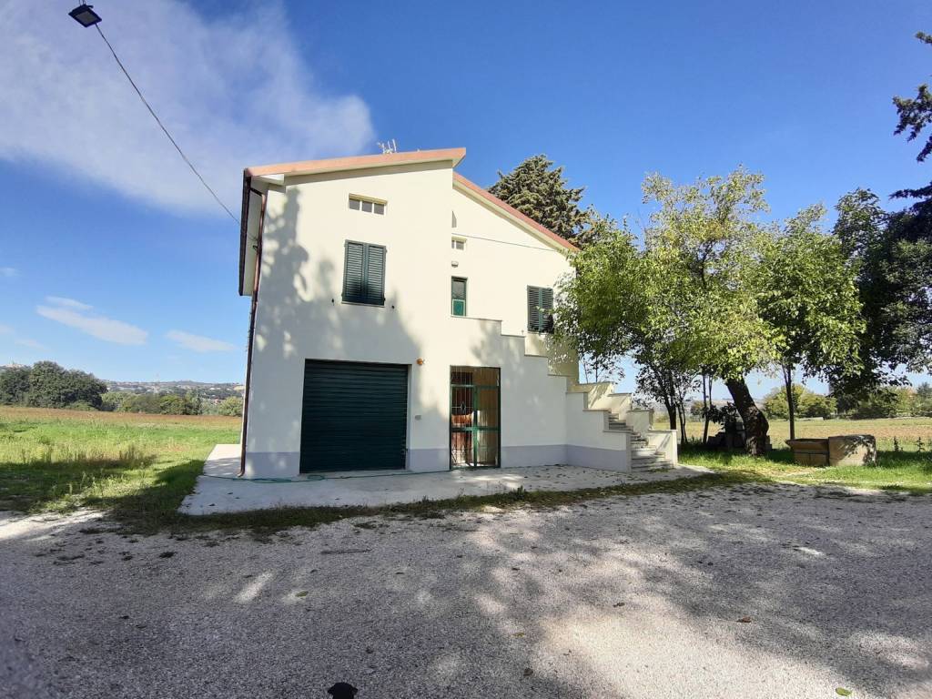 Villa a Grottazzolina in Via Ancona - Foto 5