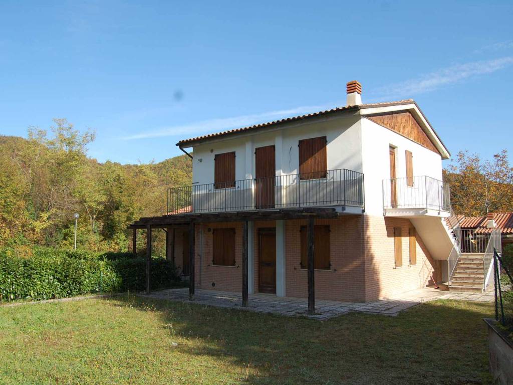 Villa a Sarnano in Contrada Brilli - Foto 5