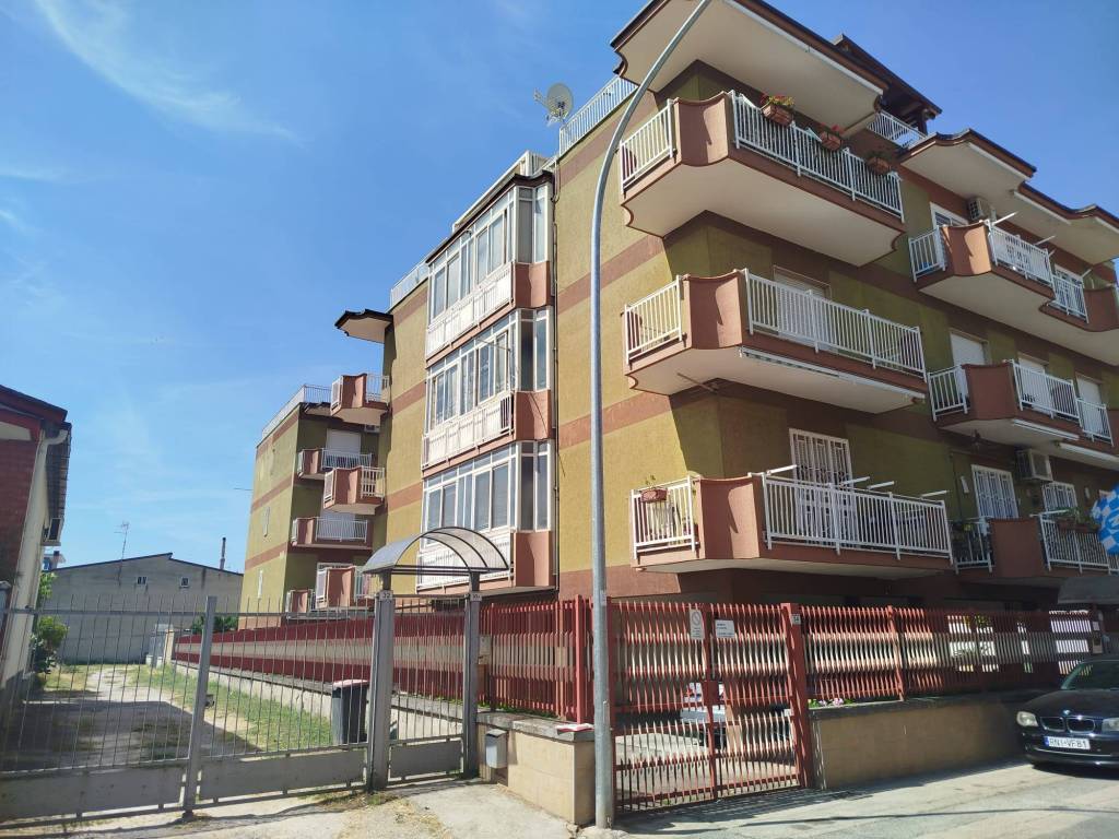 Appartamento a Casapulla in Via John Fitzgerald Kennedy - Foto 3