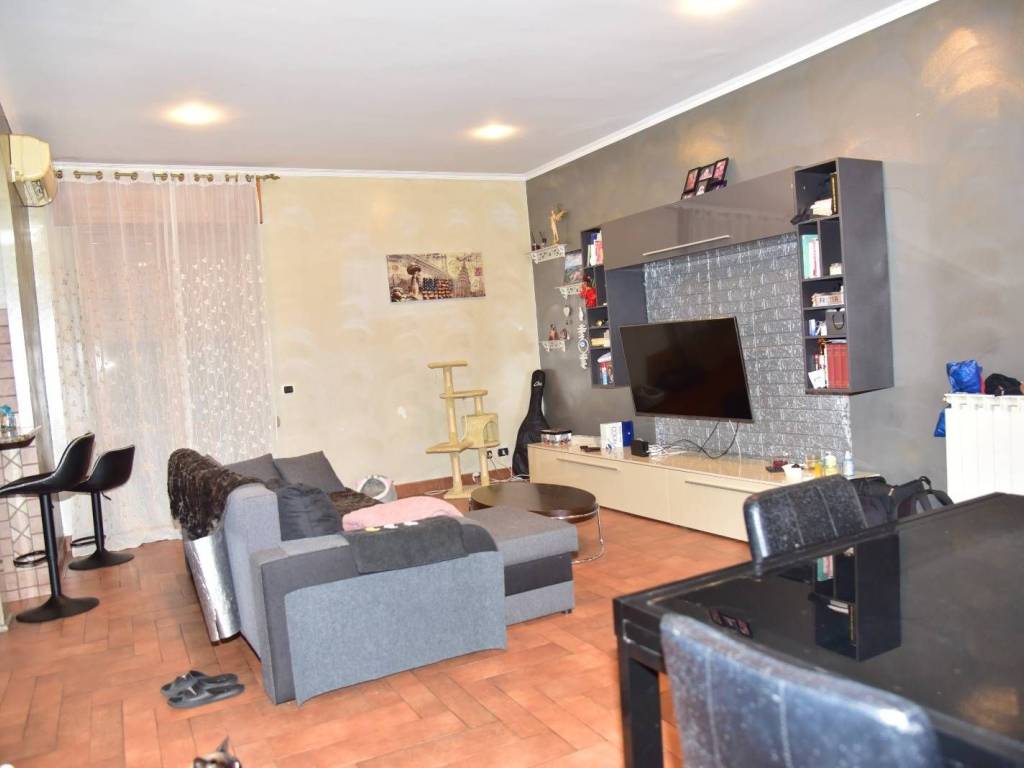 Appartamento a Tivoli in VIA LAGO DI GARDA - Foto 2