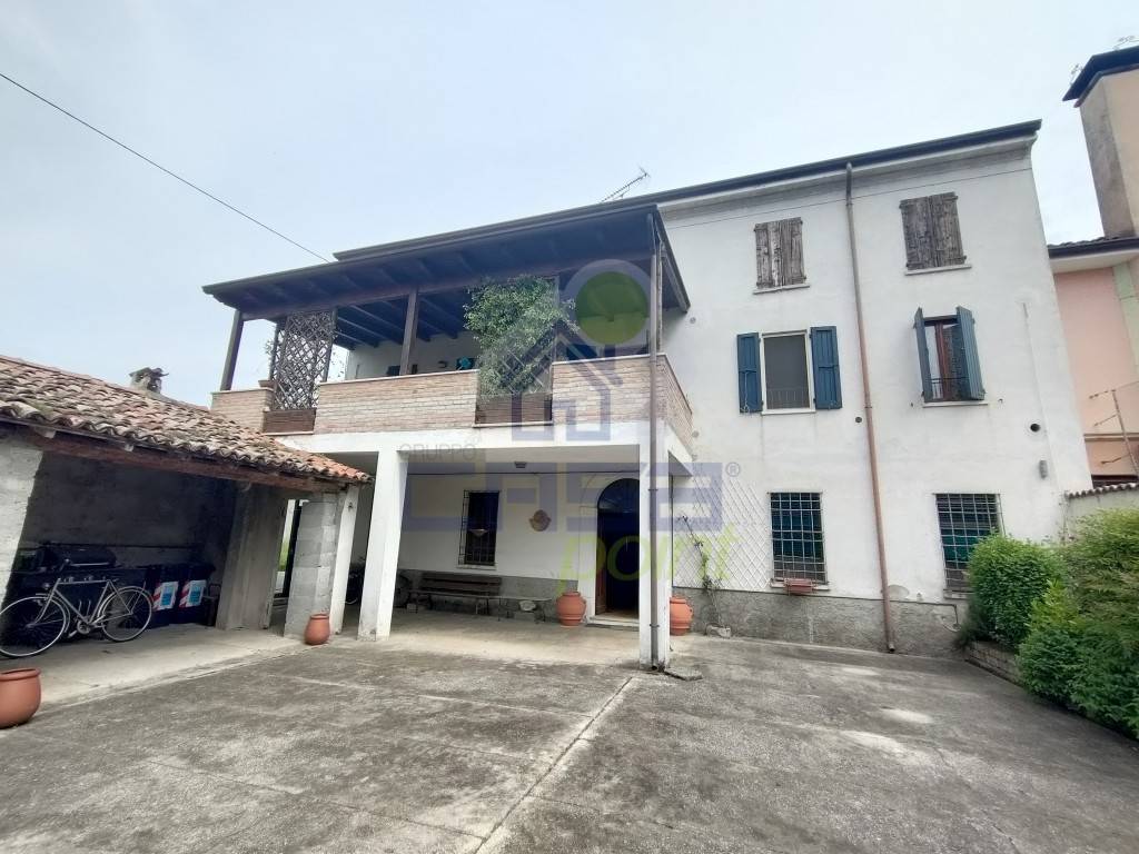 Casa indipendente a Acquanegra sul chiese in via 4 Novembre 2 - Foto 4