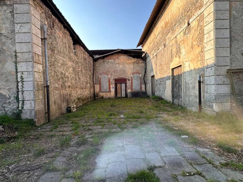 Palazzo / stabile a Montecatini-terme in Viale Bicchierai - Foto 3