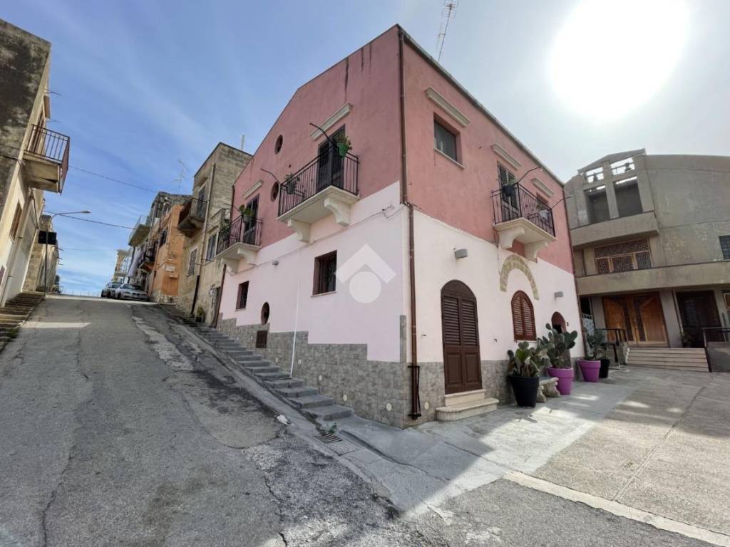 Casa indipendente a Castellammare del golfo in Via Cappuccini, 6 - Foto 2