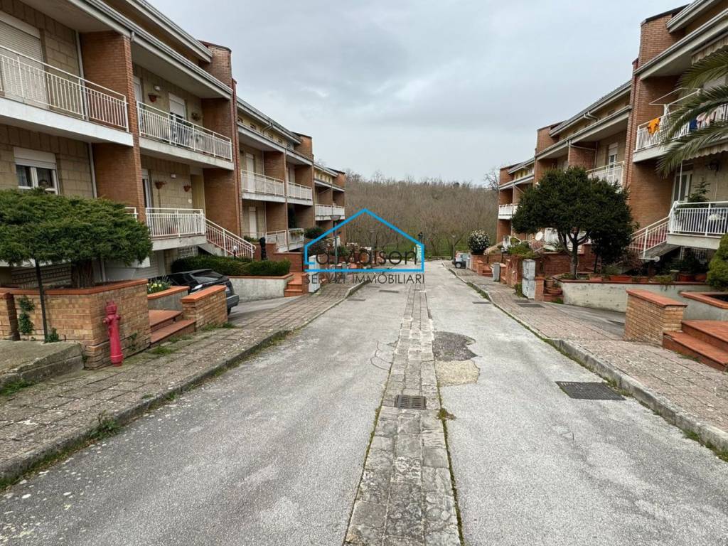 Villetta a schiera a Grottolella in Via Taverna del Monaco - Foto 2