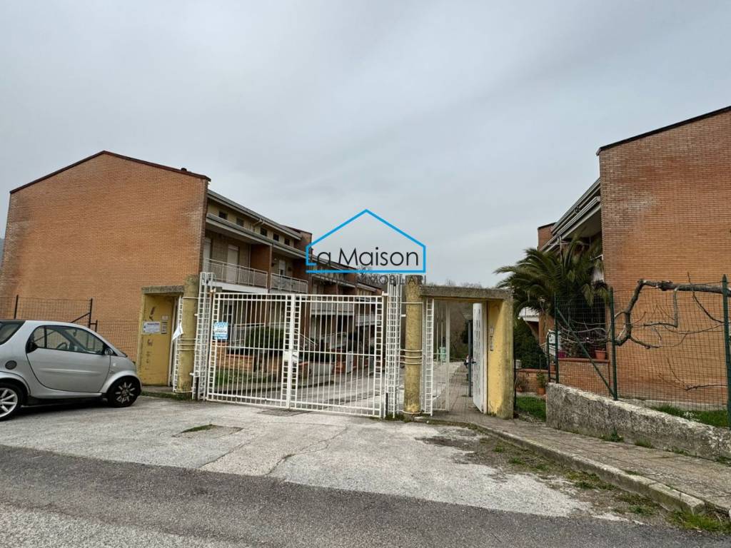 Villetta a schiera a Grottolella in Via Taverna del Monaco - Foto 4