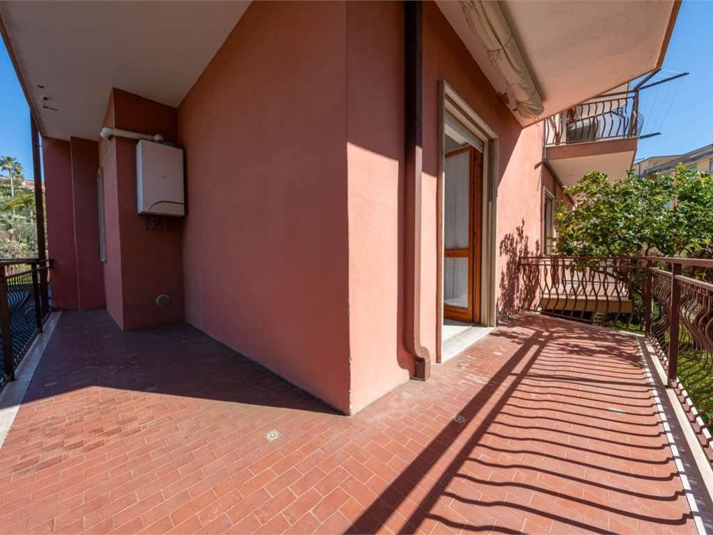 Appartamento a Diano marina in Raffaello Sanzio , 5 - Foto 2