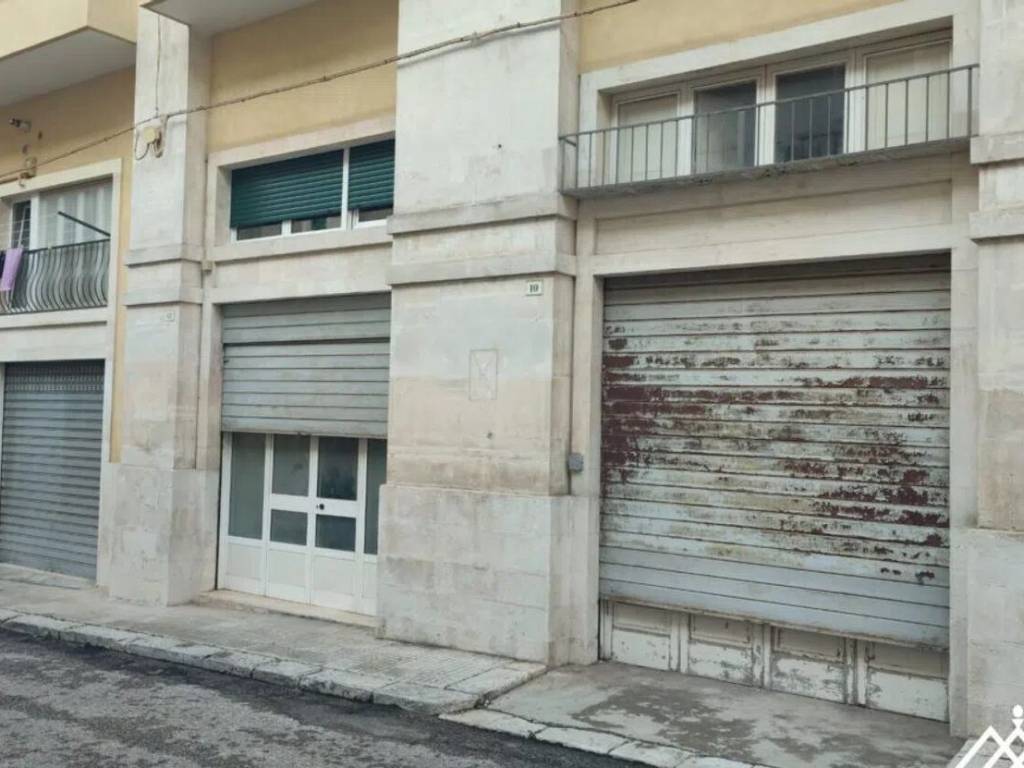 Immobile a Martina franca in Via Davide Carrieri S.N.C. - Foto 2