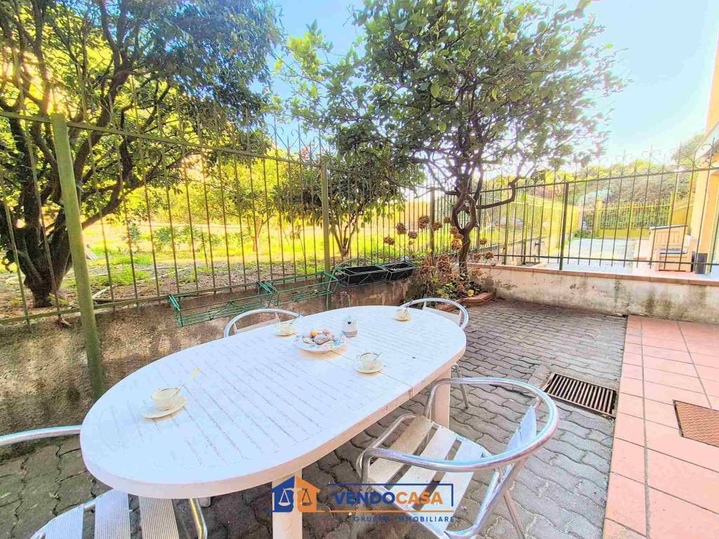 Appartamento a Finale ligure in Strada degli Orti - Foto 2