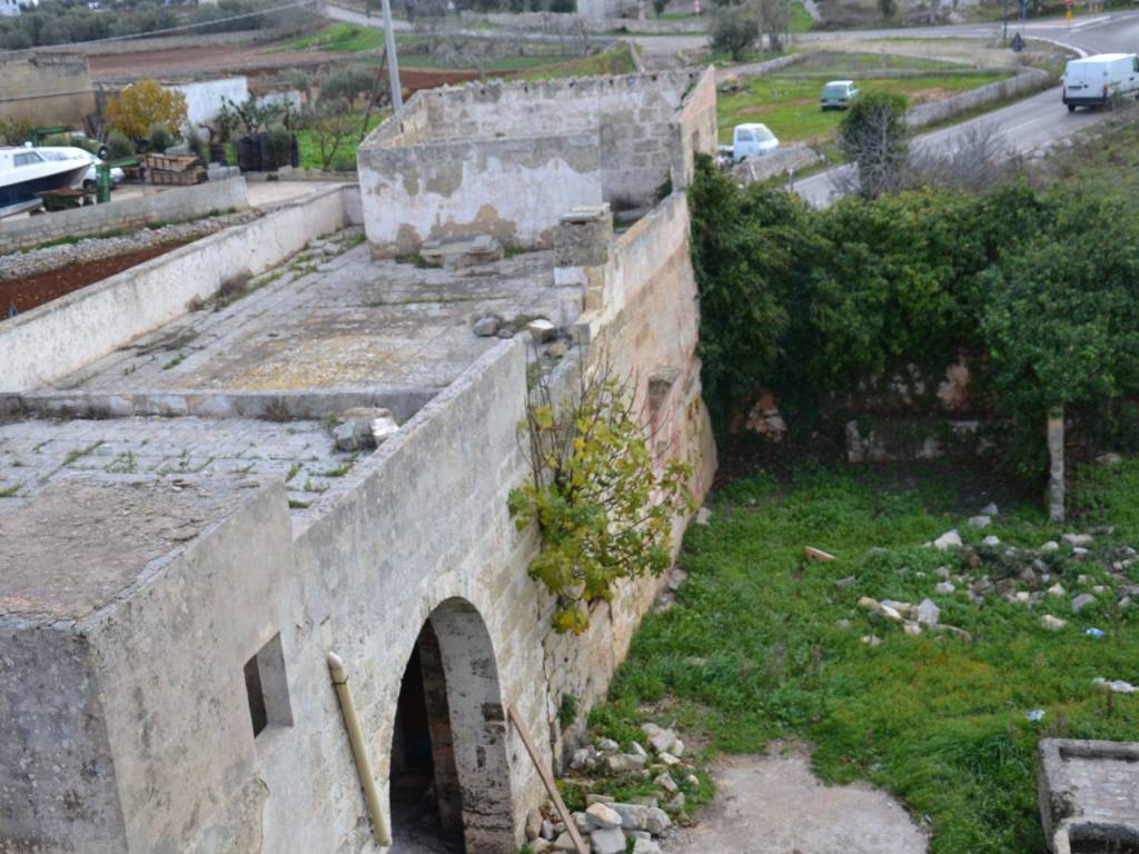 Palazzo / stabile a Gagliano del capo in SP195 - Foto 3