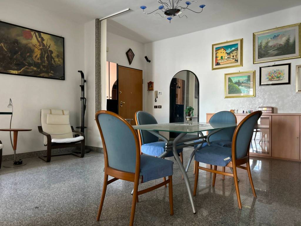 Appartamento a Grottaglie in Via Abruzzi - Foto 2