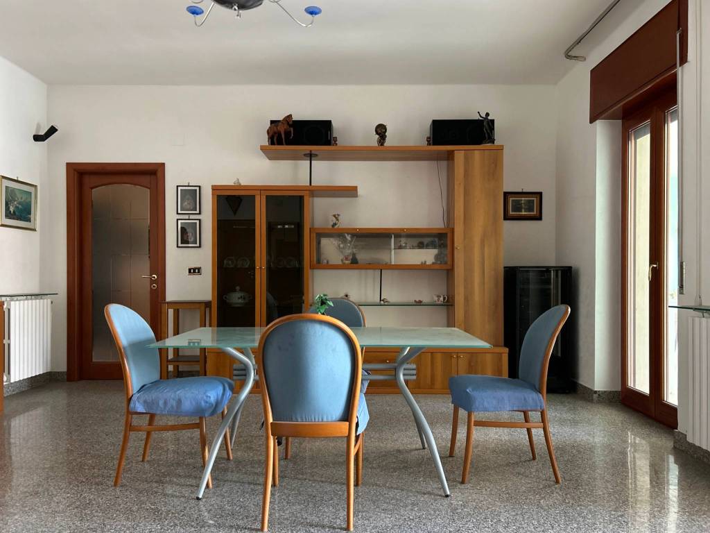 Appartamento a Grottaglie in Via Abruzzi - Foto 4