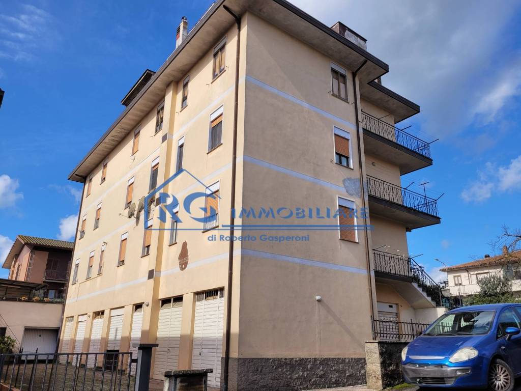 Appartamento a Castiglione in teverina in Piazza della Pace - Foto 3