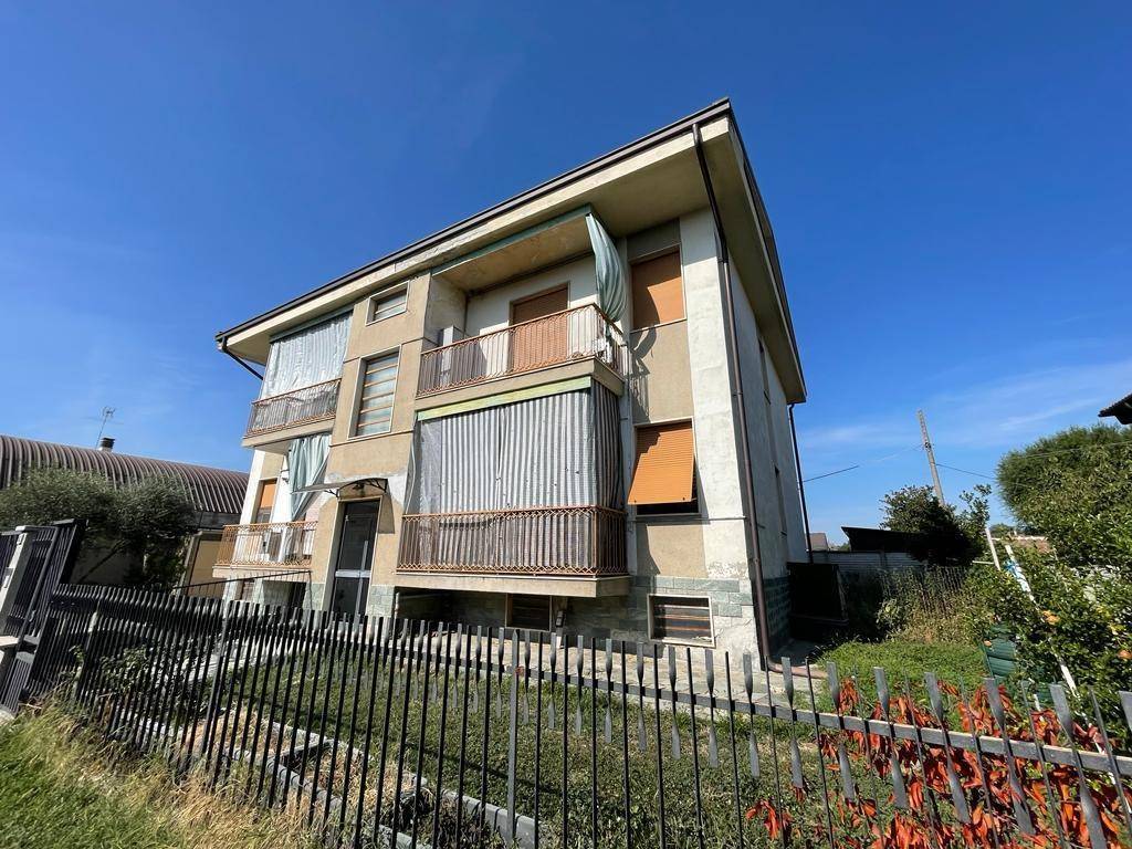 Villa a Alessandria in via del coniglio, 162 - Foto 5