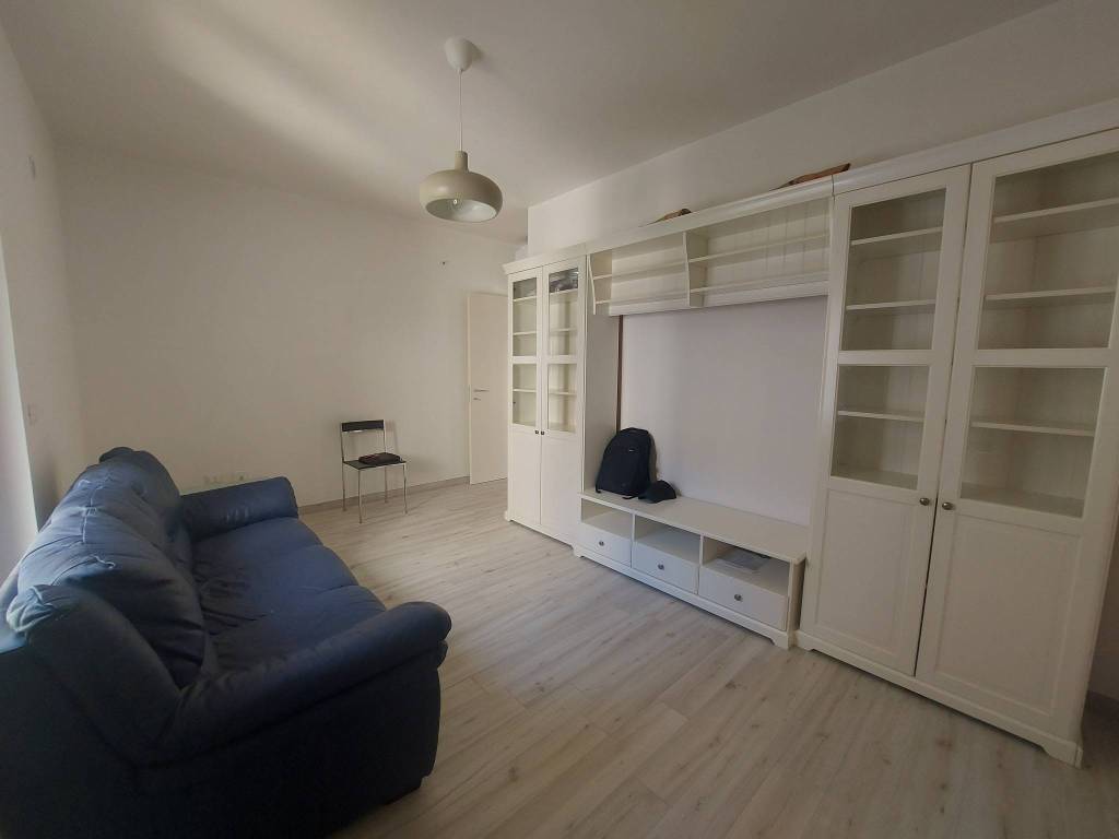 Appartamento a Taranto in Via Buccari, 19 - Foto 2