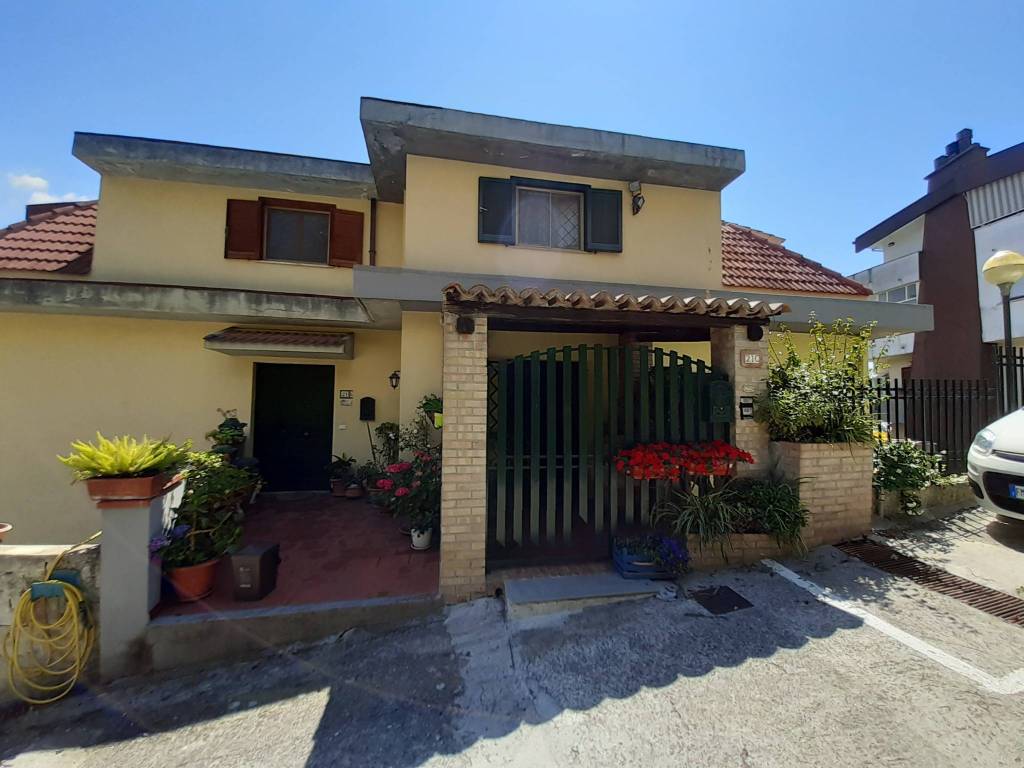 Appartamento a Catanzaro in Via Gianvincenzo Gravina - Foto 5