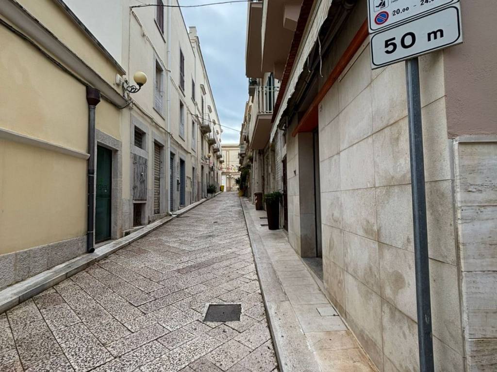 Immobile a Canosa di puglia in Piazza Pasquale Galluppi - Foto 3