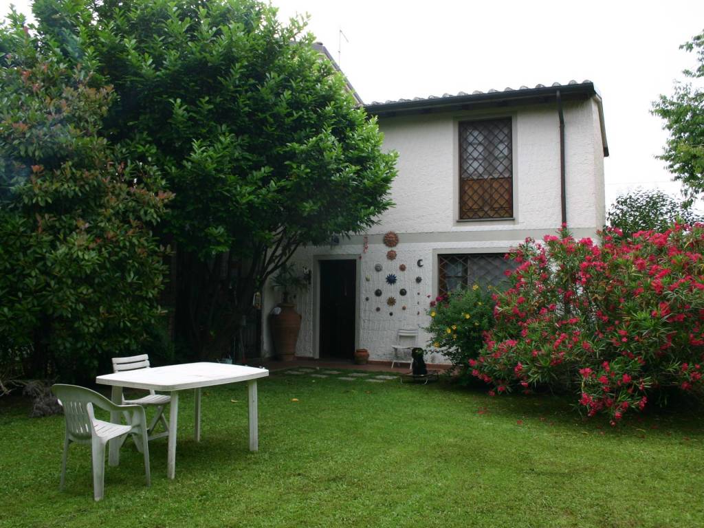 Villa a Pietrasanta in Via Bugneta, 81 - Foto 4