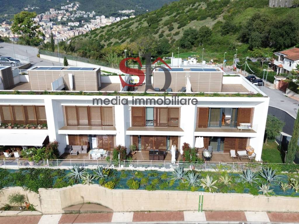 Villetta a schiera a Salerno in Via Panoramica per Giovi - Foto 2