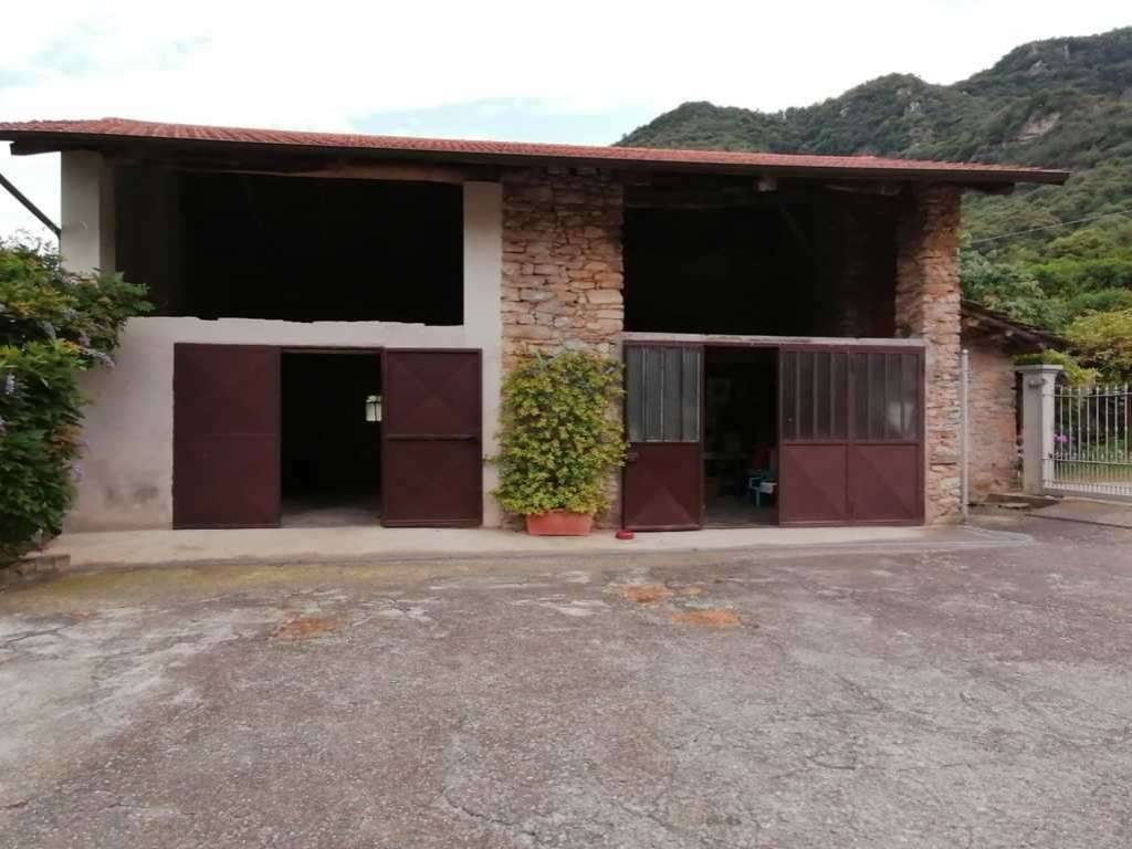 Villa a Envie in via Mondovì, 36 - Foto 2