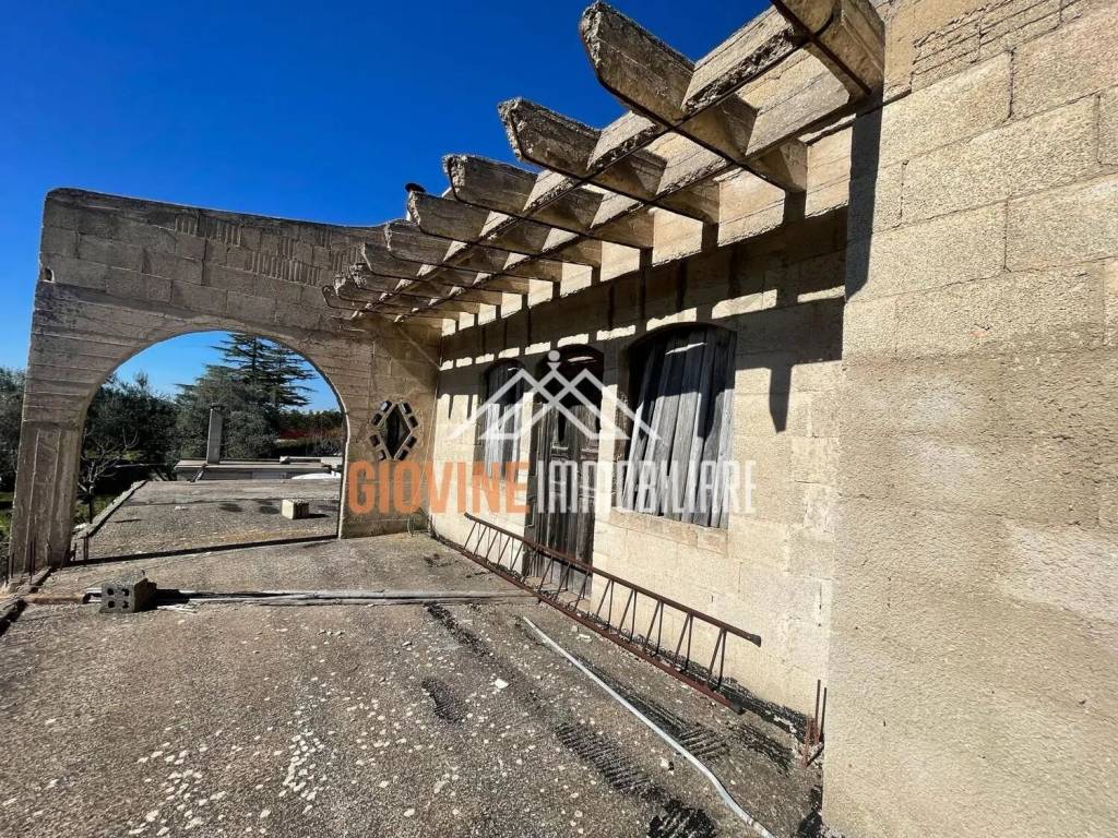 Villa a Martina franca in Via Cistertnino S.N.C. - Foto 2