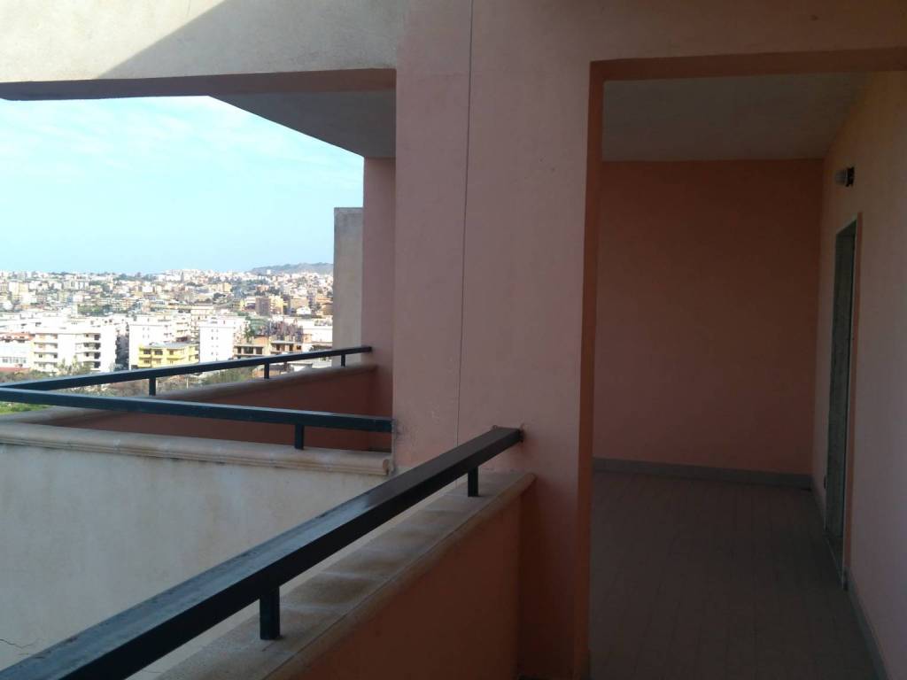 Attico / mansarda a Reggio calabria in Via Trapezzoli - Foto 2