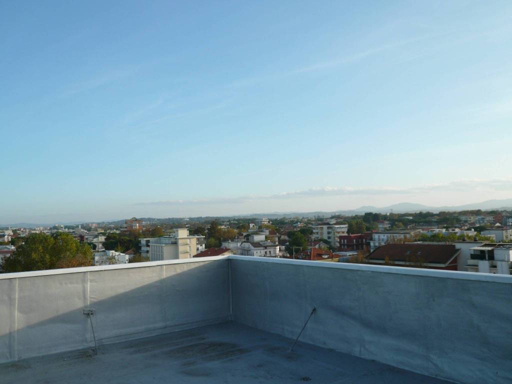 Palazzo / stabile a Riccione - Foto 2
